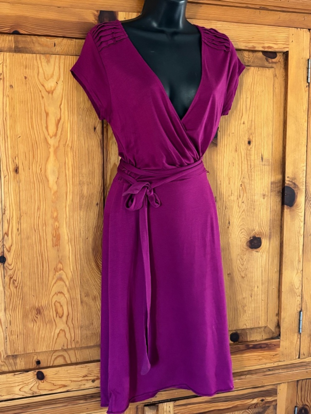 Banana Republic fuchsia plunge neck mock wrap  cap sleeve midi dress Sz Sm
